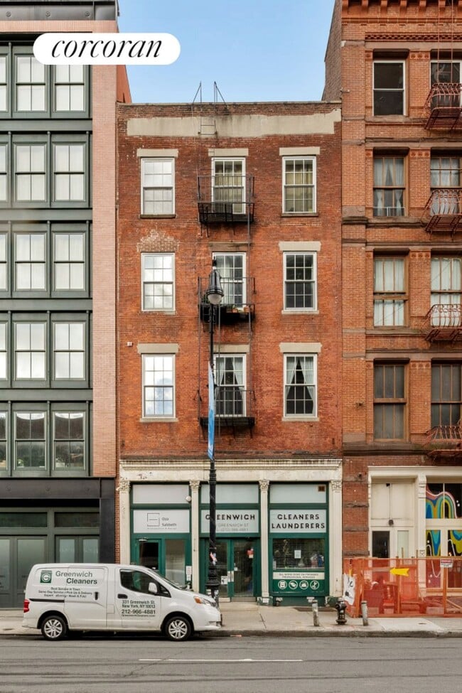 Building Photo - 331 Greenwich St