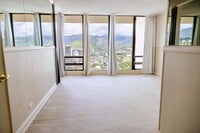 Building Photo - 2240 Kuhio Ave.