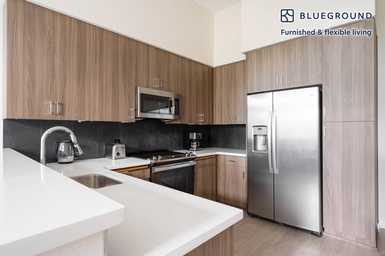 Building Photo - 1545 San Antonio St