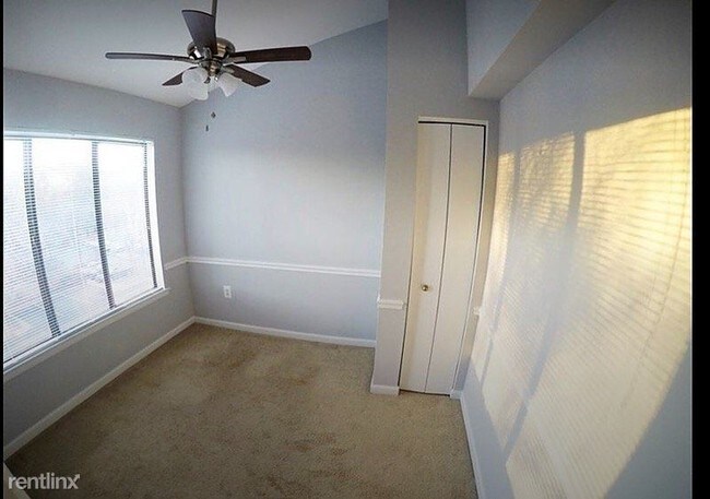 Building Photo - 3 br, 2 bath Condo - 8040 Needwood Road 204