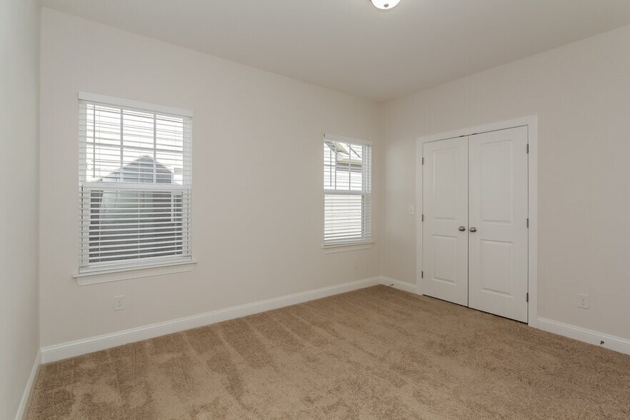 Building Photo - 7632 Cushing Dr
