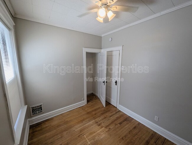 Building Photo - 5707 Dewey Ave