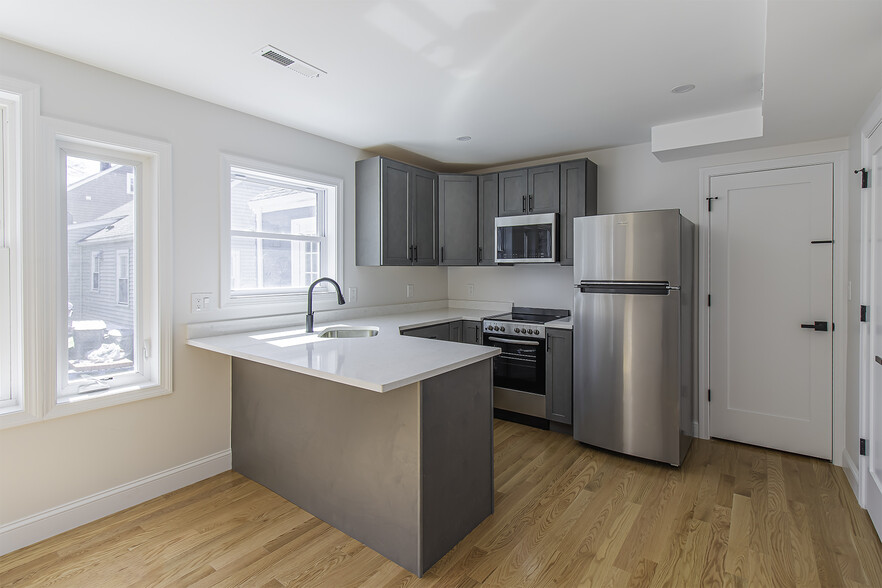 Building Photo - 59 Auriga St