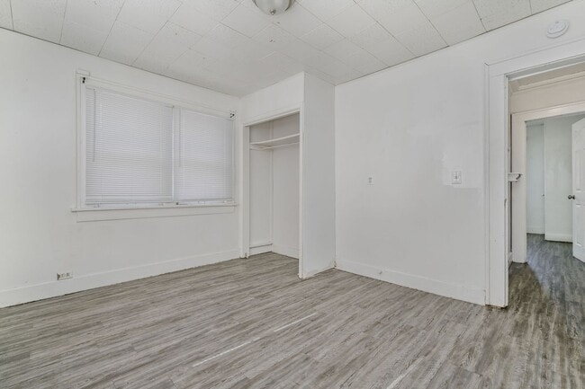 Building Photo - 809 S Mississippi St