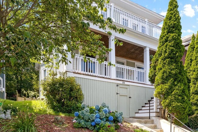 Building Photo - 84 Brayton Rd