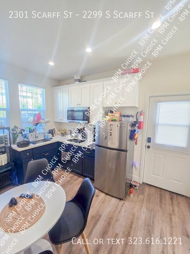 Building Photo - 2301 Scarff St