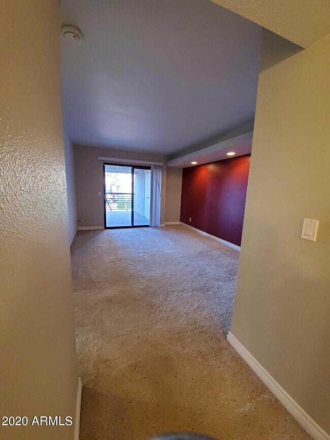 Building Photo - 3329 W Danbury Dr