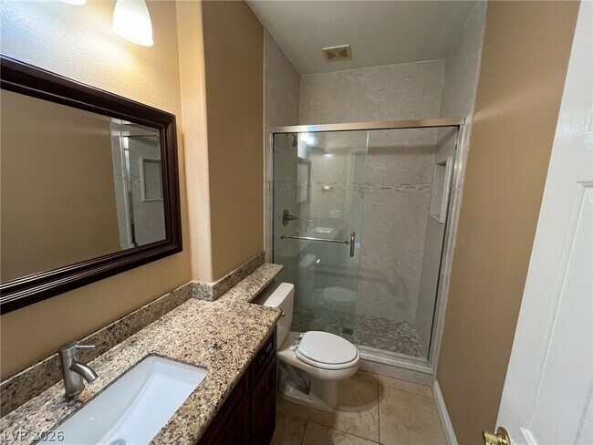 Building Photo - 11000 Pine Knolls Ct
