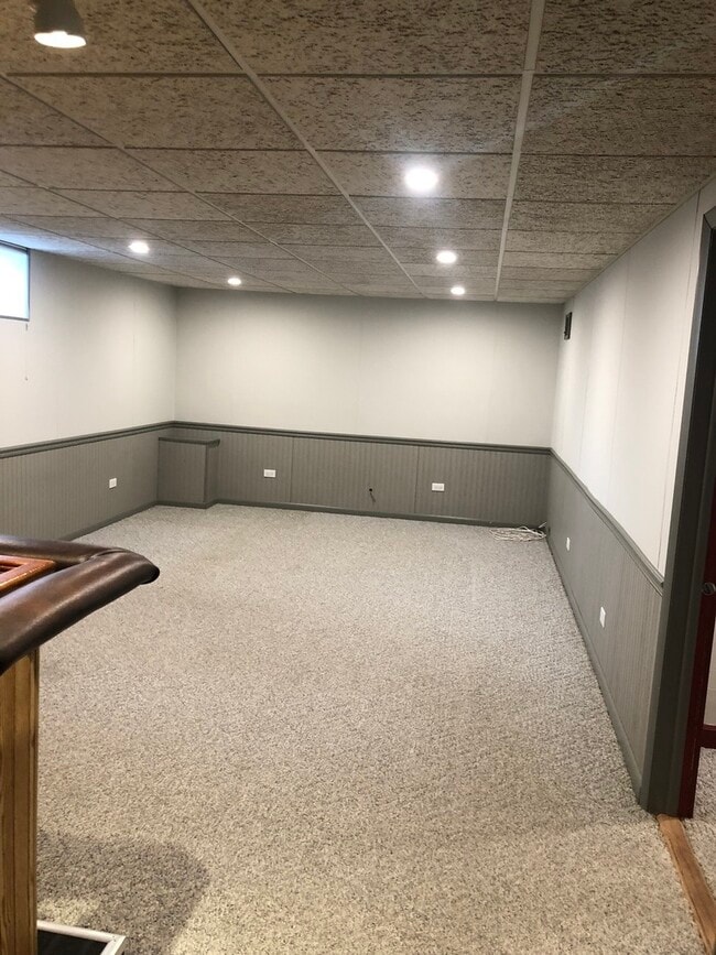 Building Photo - 2004 Milton Ave