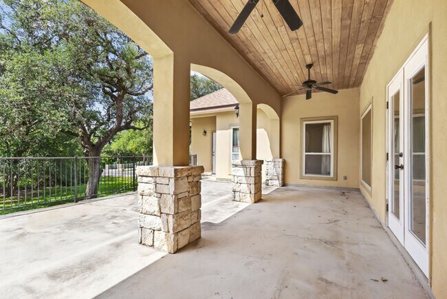 Building Photo - 8210 Roy Ln
