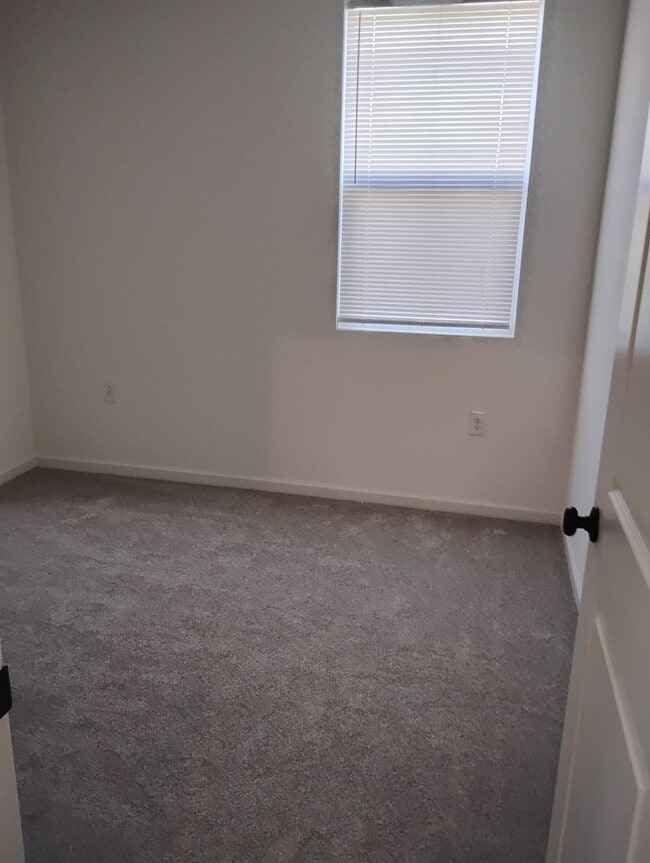 Building Photo - Modern 4-Bedroom New Build in Hughson – Built 2024