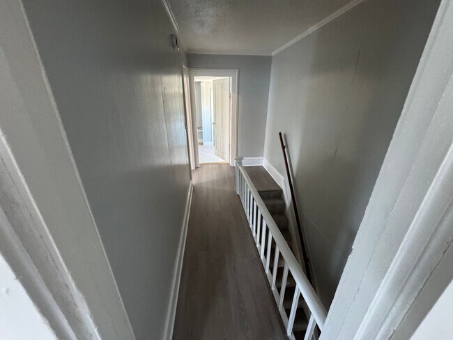 Building Photo - Interested in a two-bedroom house that includes a large garage. Please let us know