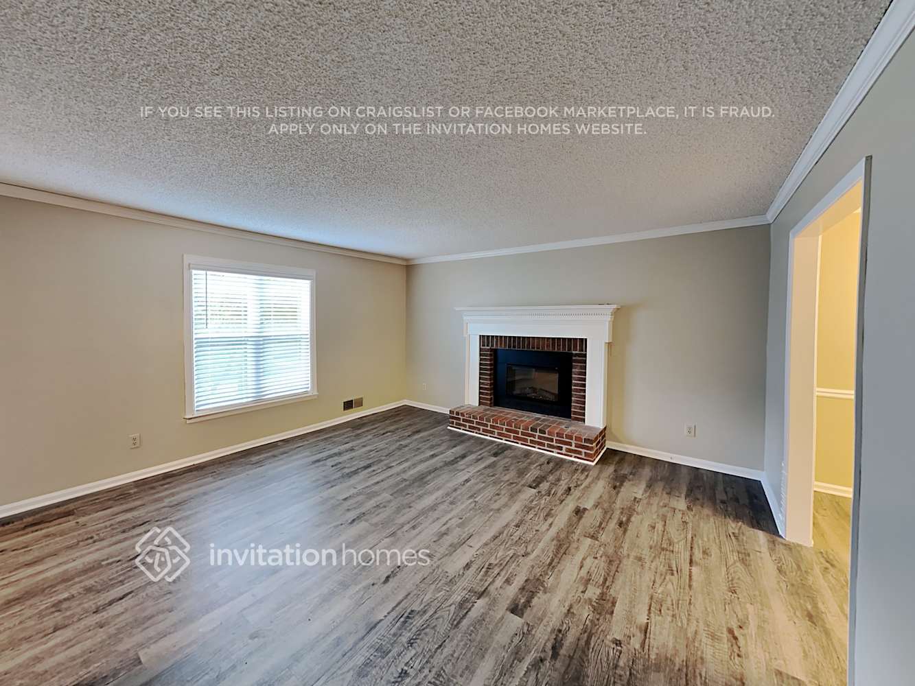 Building Photo - 1371 Willowbrook Dr SW