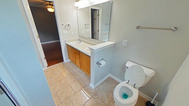 Building Photo - 151 Spring Valley Dr