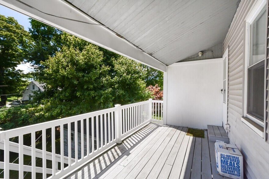 Building Photo - 20 June St