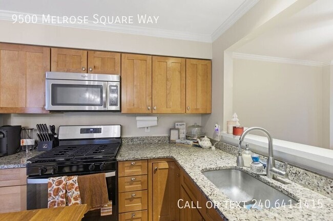 Building Photo - 9500 Melrose Square Way