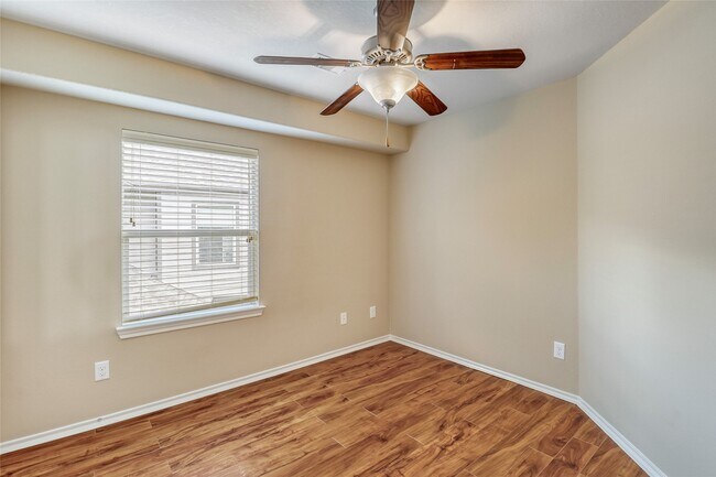 Building Photo - 24558 Folkstone Cir