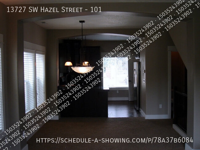 Building Photo - 13727 SW Hazel St