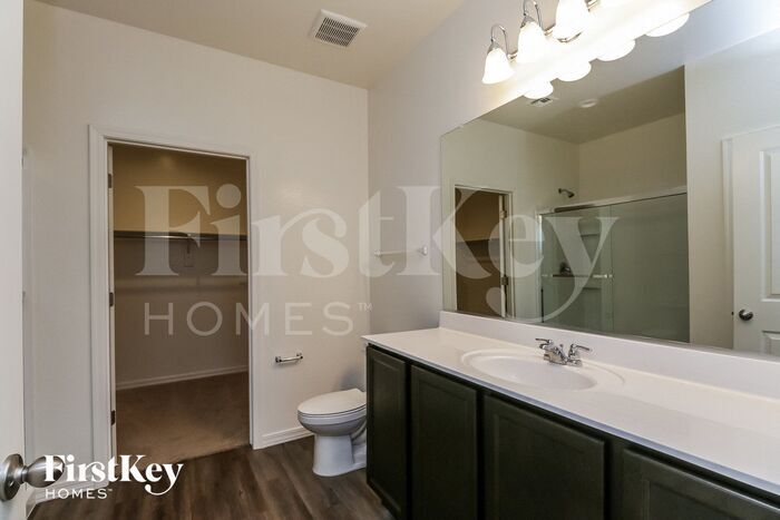 Building Photo - 357 W White Sands Dr