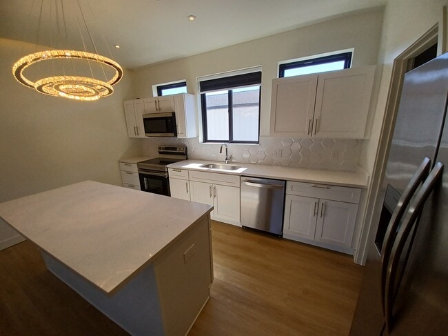 Building Photo - 3217 Fairfax St