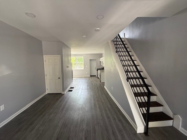 Primary Photo - 1018 S Frazier St