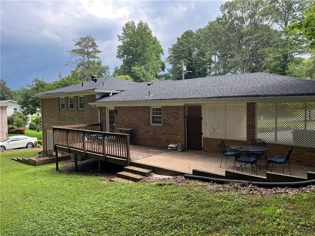 Building Photo - 97 Brookhaven Dr