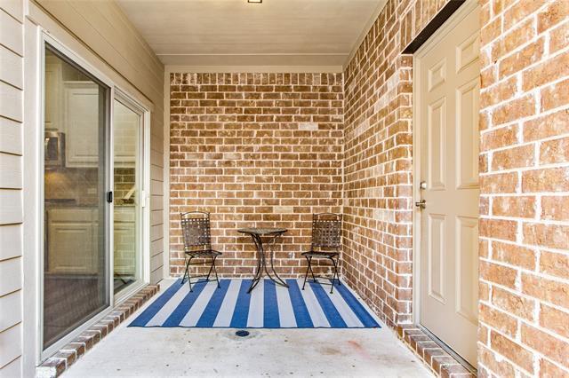 Building Photo - 313 Tottenham Ct