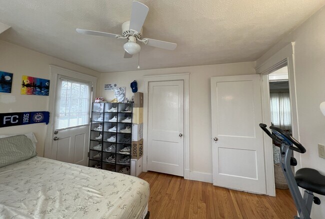 Building Photo - 1145 Boylston St