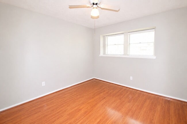 Building Photo - 13511 Brook Hollow Dr