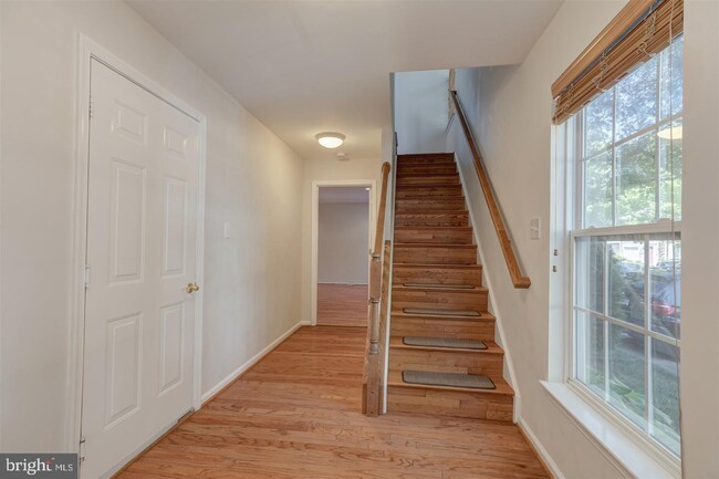 Building Photo - 6948 Banchory Ct