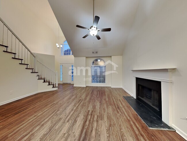 Building Photo - 4618 Noah Overlook W