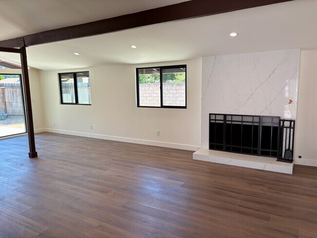 Building Photo - 8842 Quakertown Ave