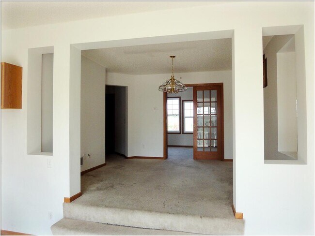 Building Photo - 16601 50th Ct N