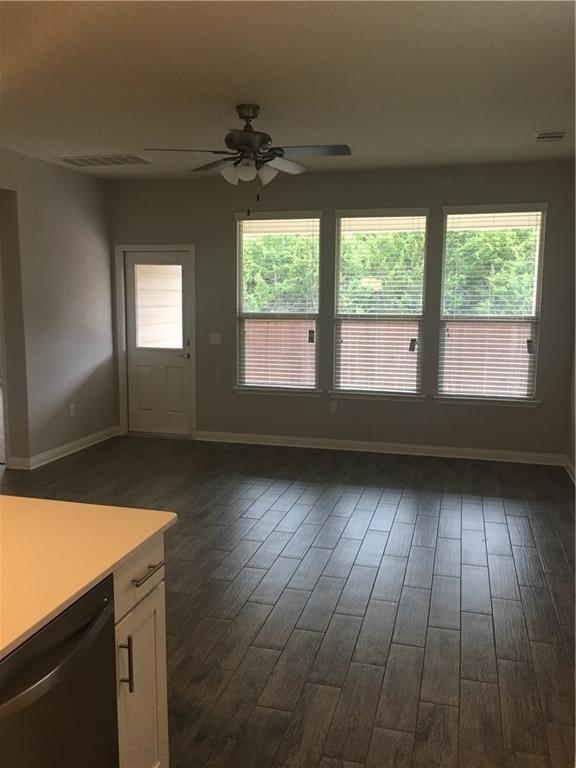 Building Photo - 9402 Privet Dr