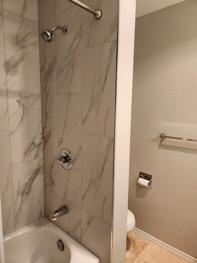 Building Photo - 500 National Ave N