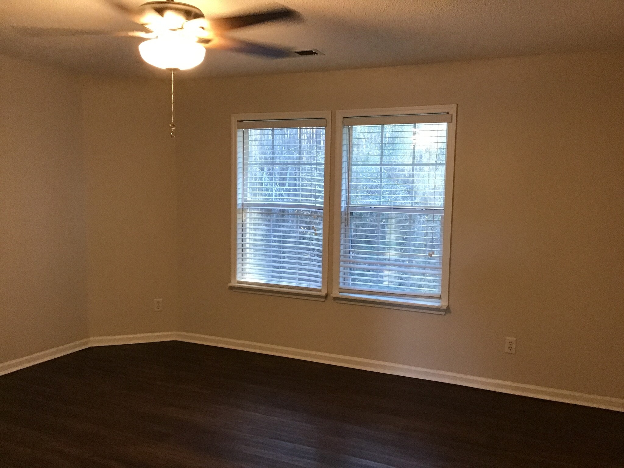 Building Photo - 7 Copperleaf Ct