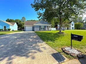 Building Photo - 4013 Inglehurst Dr
