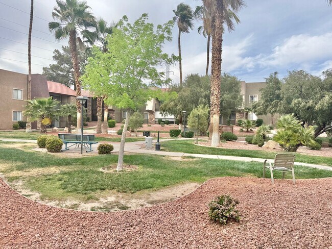 Building Photo - 4361 Alexis Dr