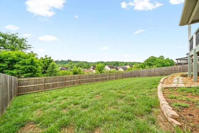 Building Photo - Pet Friendly Four Bedroom!