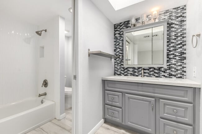 Building Photo - 4938 N 74th St