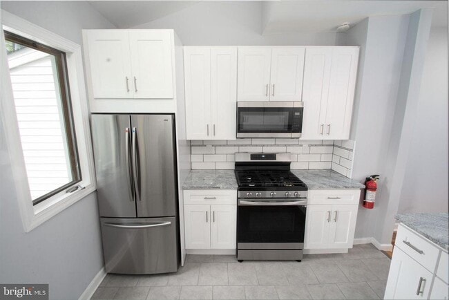 Building Photo - 272 Haddon Ave