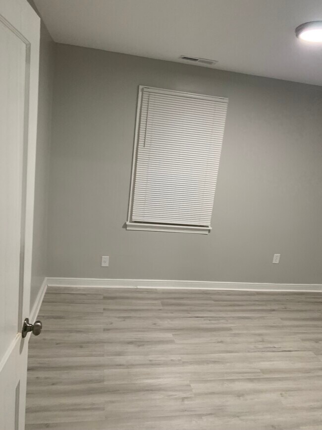 bedroom #3 - 410 Spring St