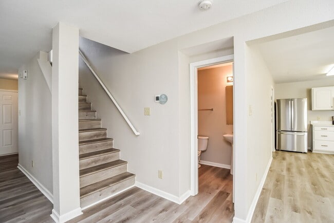 Building Photo - 2818 Royal Fern Ln