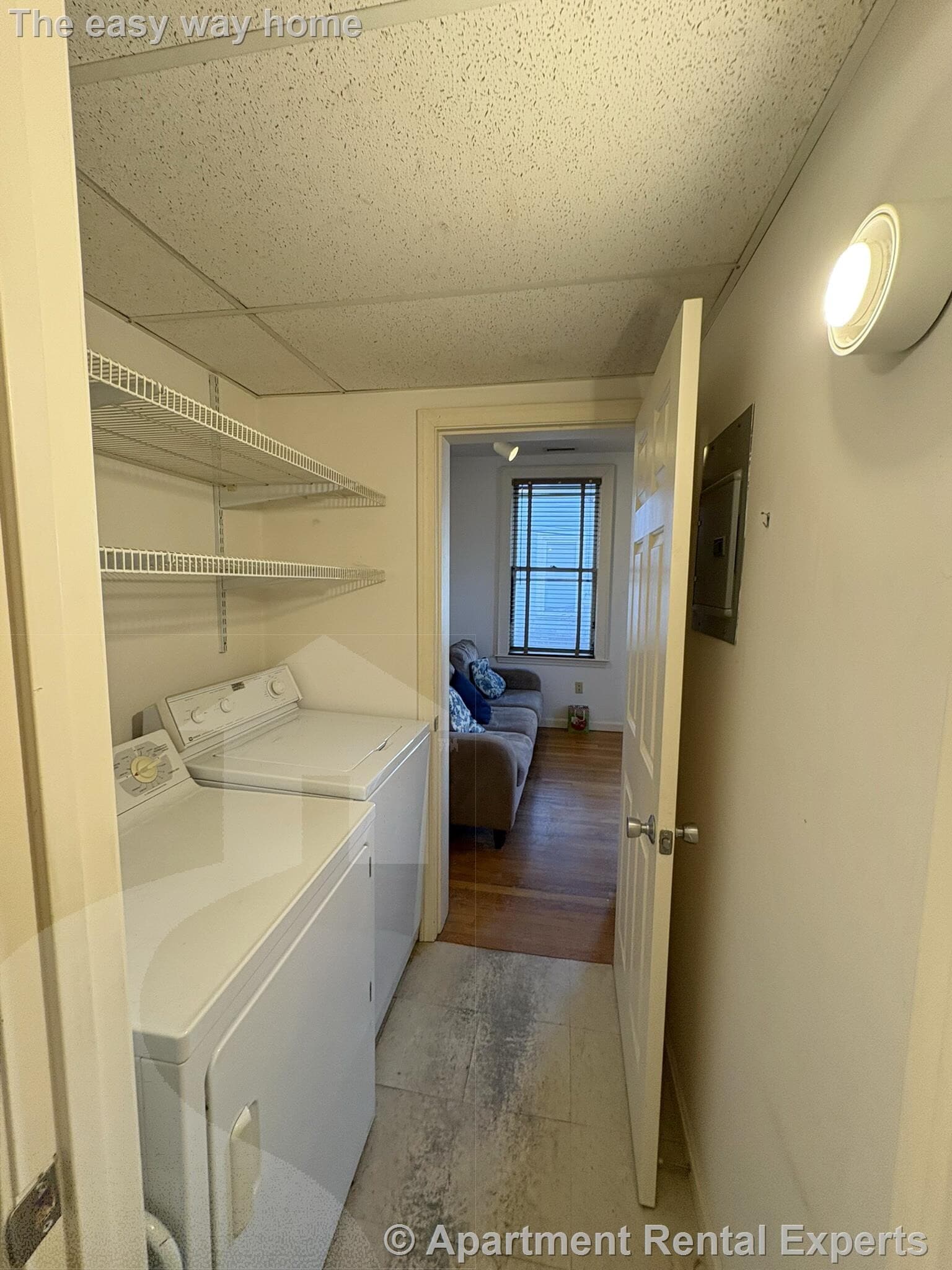 Building Photo - 339 Broadway