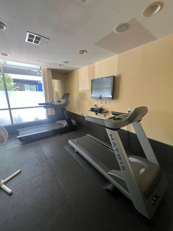 Gym - 1501 Front St