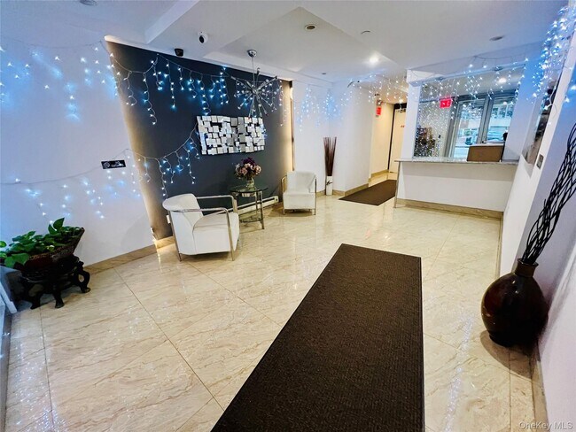 Building Photo - 143-28 41st Ave