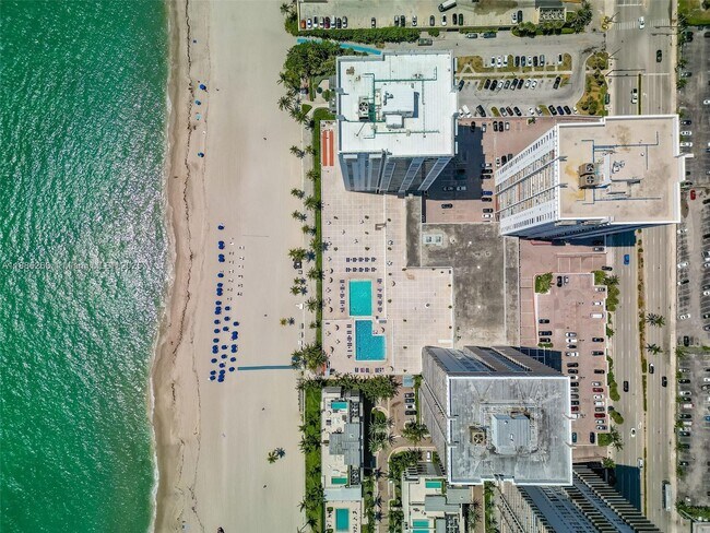 Building Photo - 2401 S Ocean Dr