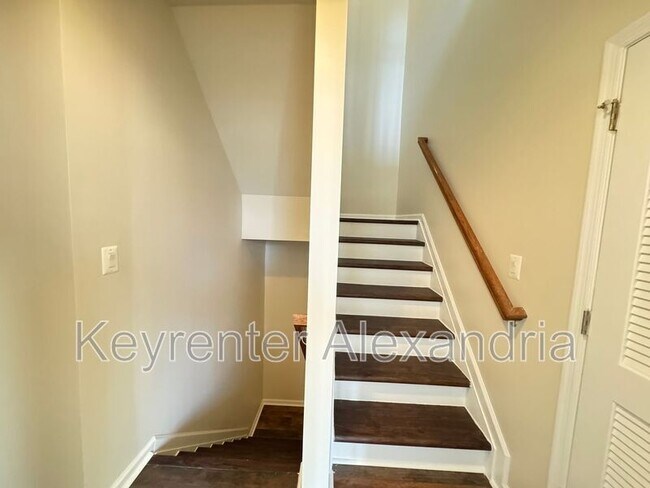 Building Photo - 4834 Dane Ridge Cir