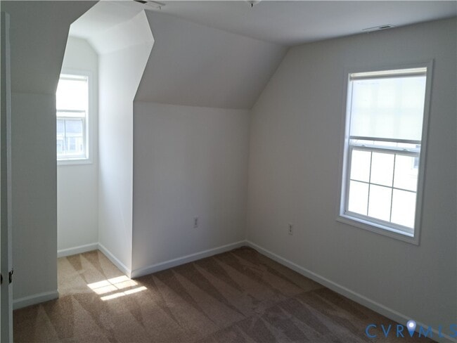 Building Photo - 508 E Brookland Park Blvd