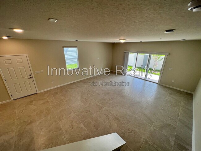 Building Photo - 2895 Clever Ln